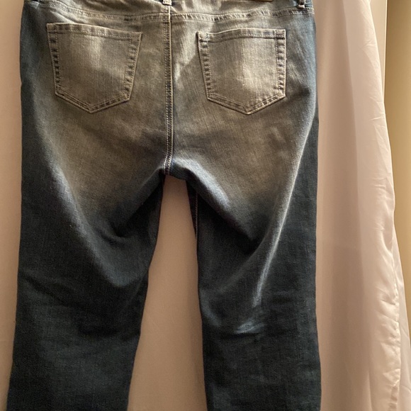 Blue crush jeans in size 11 ladies - Picture 6 of 8